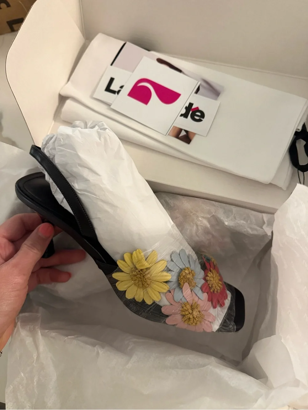 NWT Larroude Fiore Sandal Black Leather Size 9.5